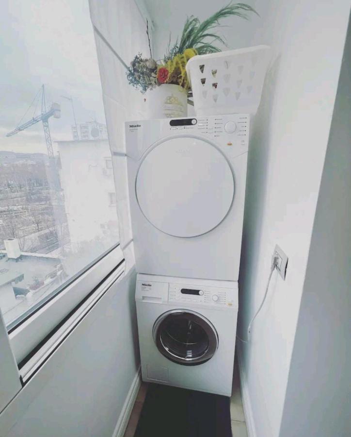 Cozy & Stylish Apartment ティラナ エクステリア 写真